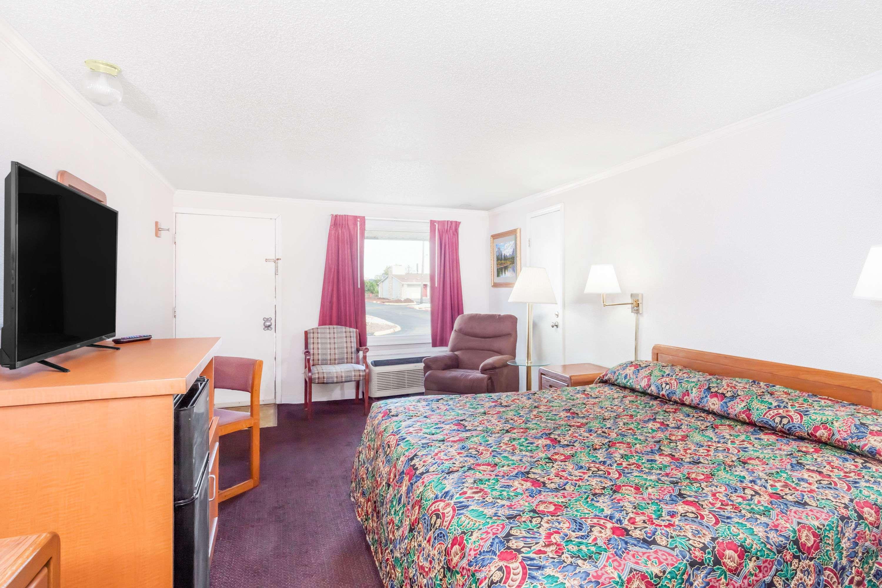 Corbin Inn Экстерьер фото